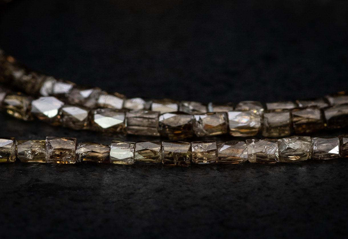Diamant Collier Braun Schweizer Edelsteine CloseUp
