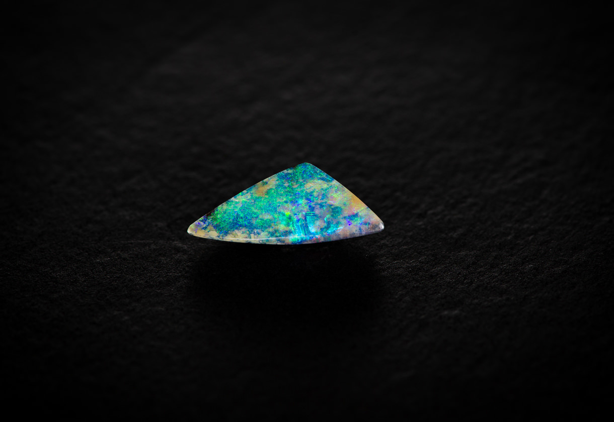 Opalisiertes Holz, 24 x 10 mm